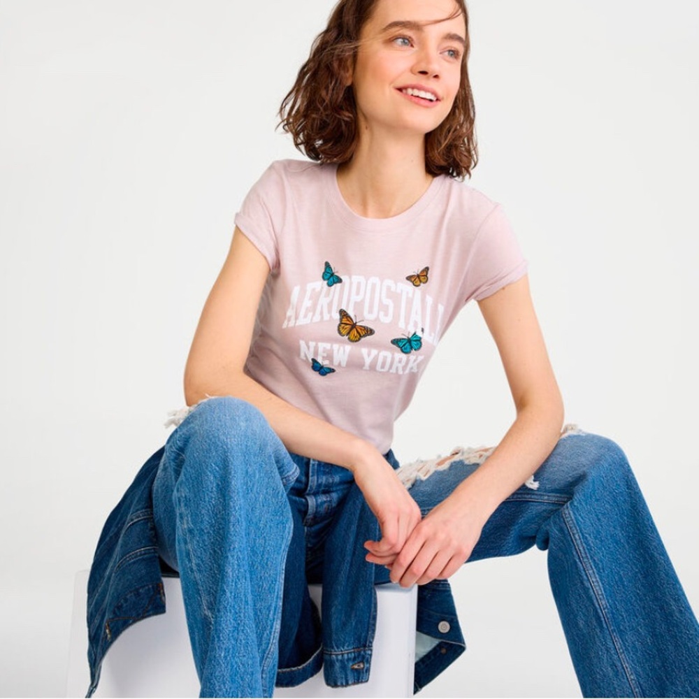 AEROPOSTALE BUTTERFLIES SHIRT